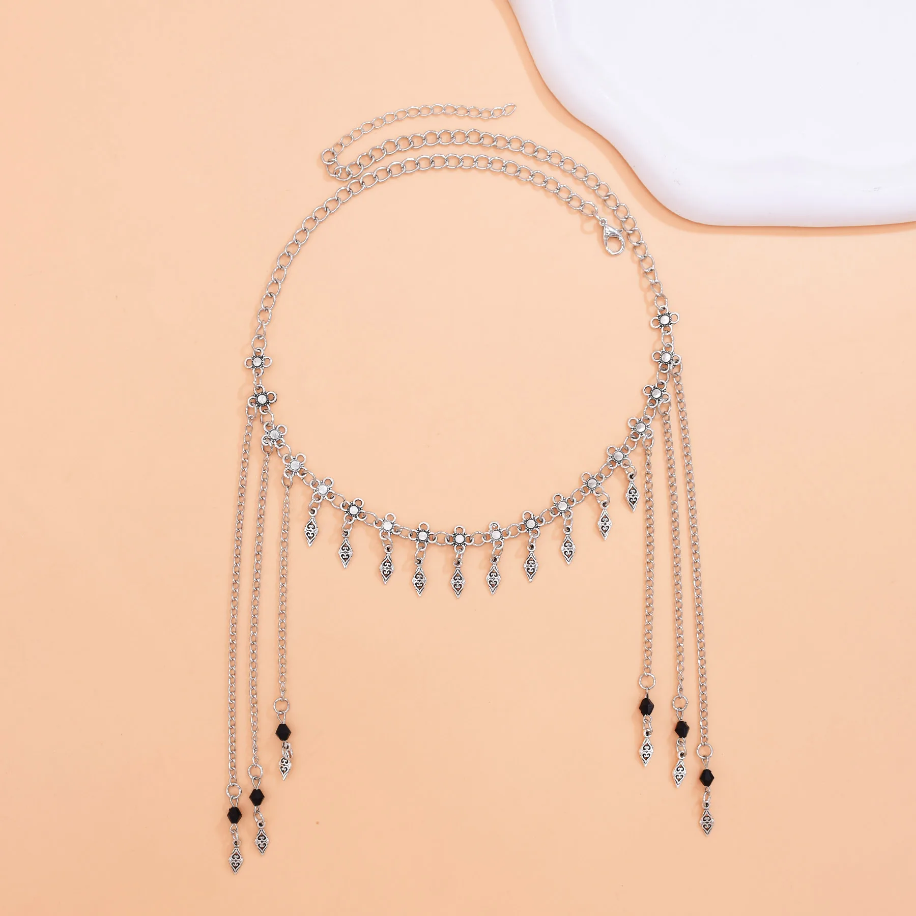 Retro Silvery Alloy Hollow Moon Pendant Forehead Headpiece for Women Boho Ethnic Indian Kurdish Gypsy Hair Accessories Jewelry