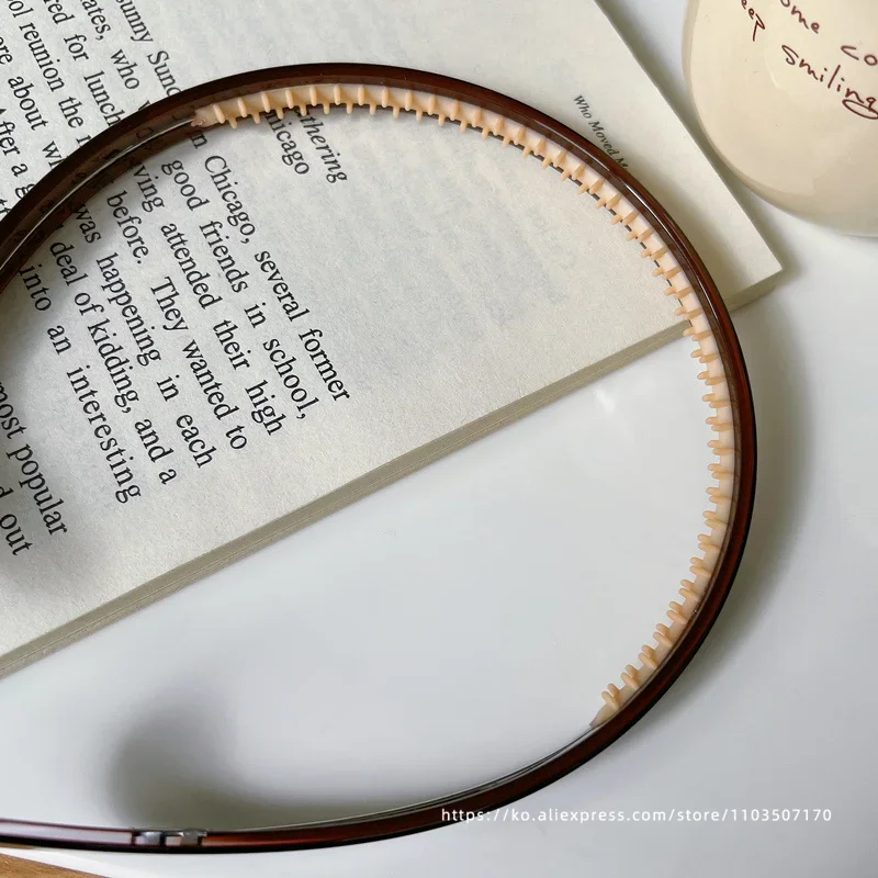 A headband suitable for wearing glasses~FRANCE Gold Headband from South Korea, French Retro Leopard Print Color