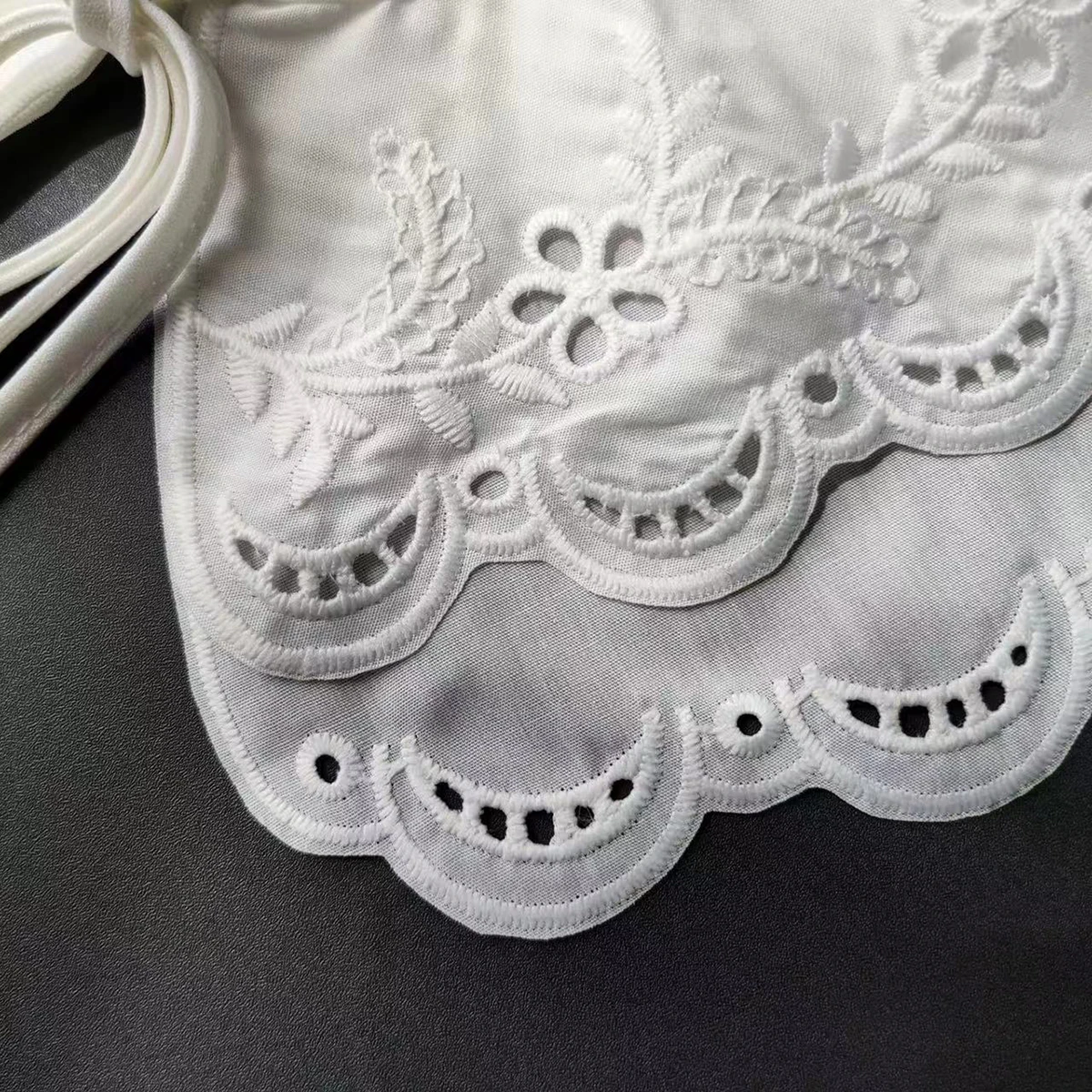 Women's White Embroidered Fake Collar, Double Layered Doll Neck, Fashionable Decorative Shawl with Shoulder Straps