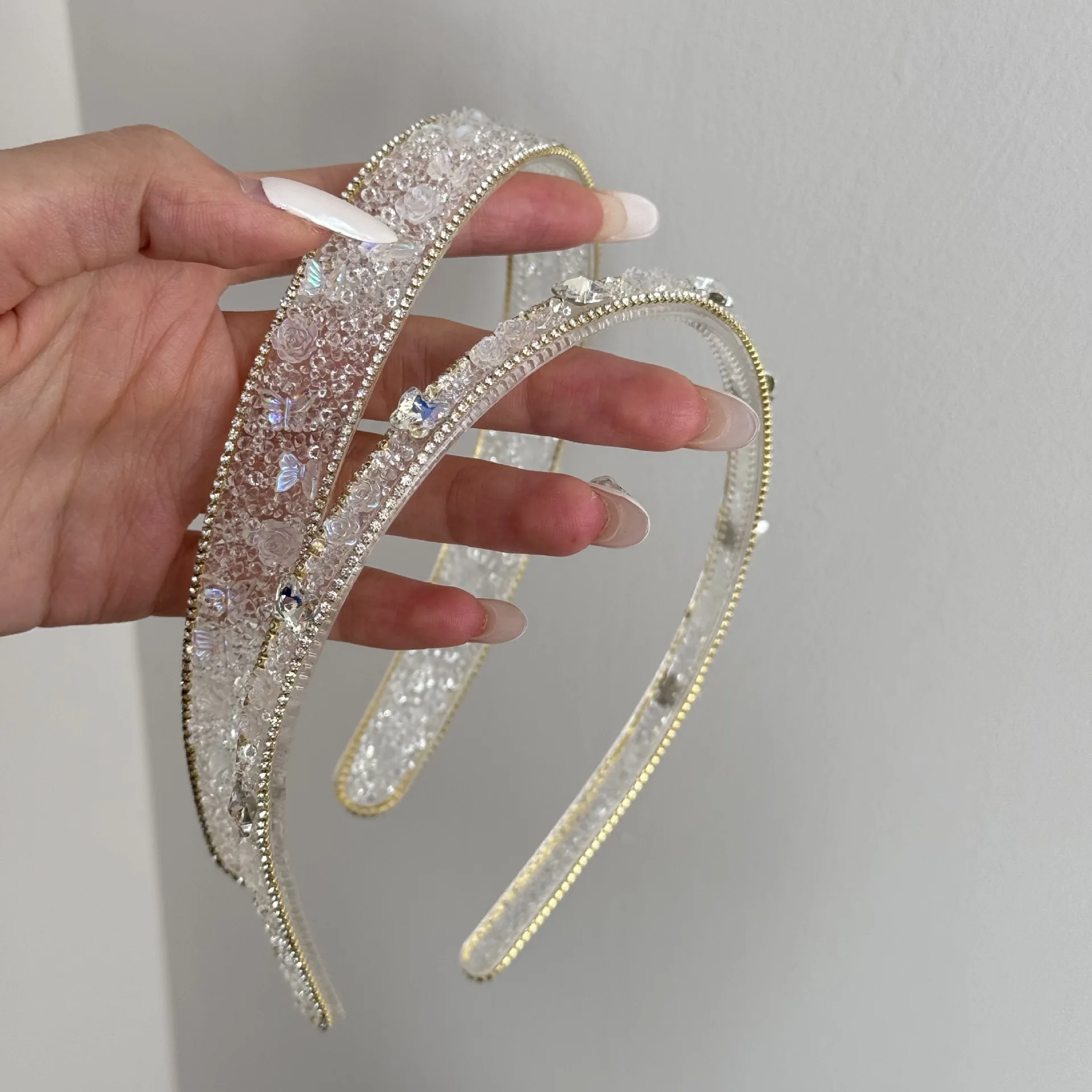 Hair Bands for Women Girl Korean Accessories Headband Luxury Designer Fascinators Elegant Butterfly Rhinestone Vintage Popular