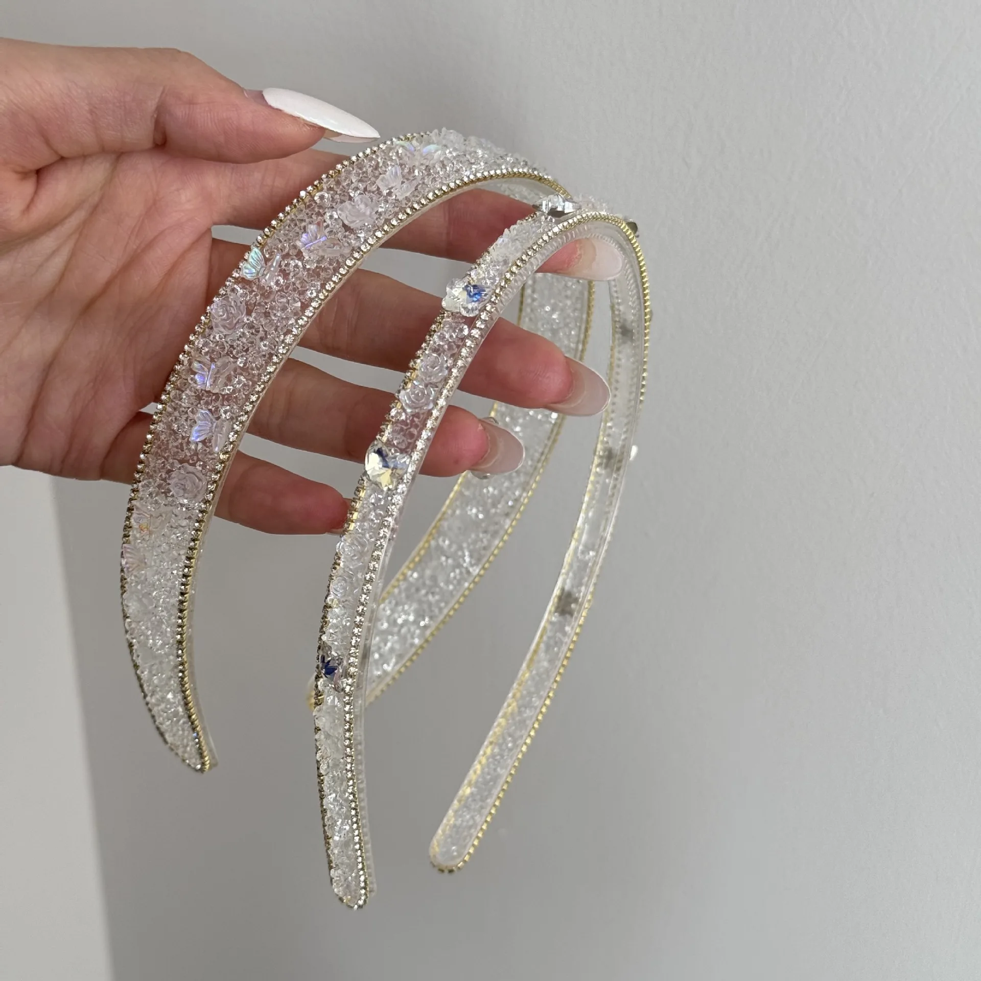 Hair Bands for Women Girl Korean Accessories Headband Luxury Designer Fascinators Elegant Butterfly Rhinestone Vintage Popular