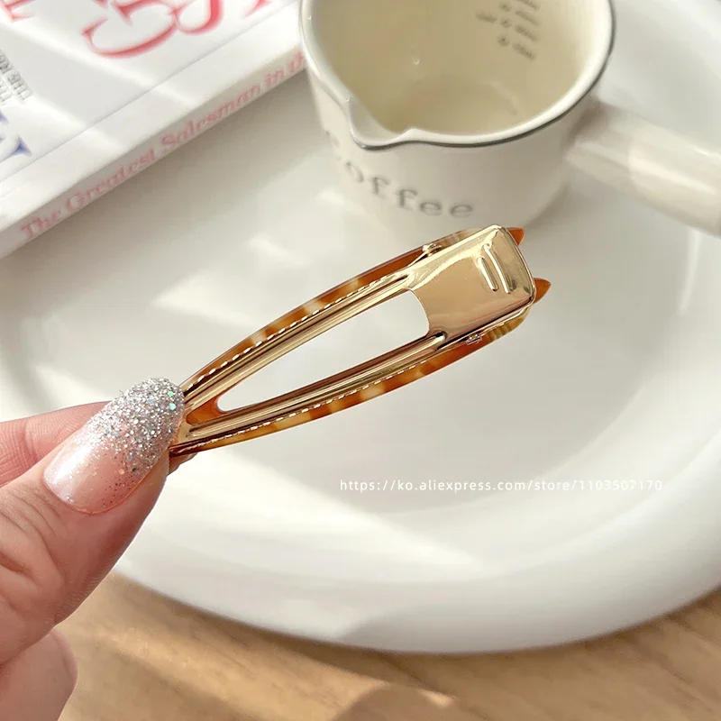 South Korea France Gold Label Cute Kitten Mimi Duck billed Clip French Versatile Caramel Hairpin Clip Side Clip