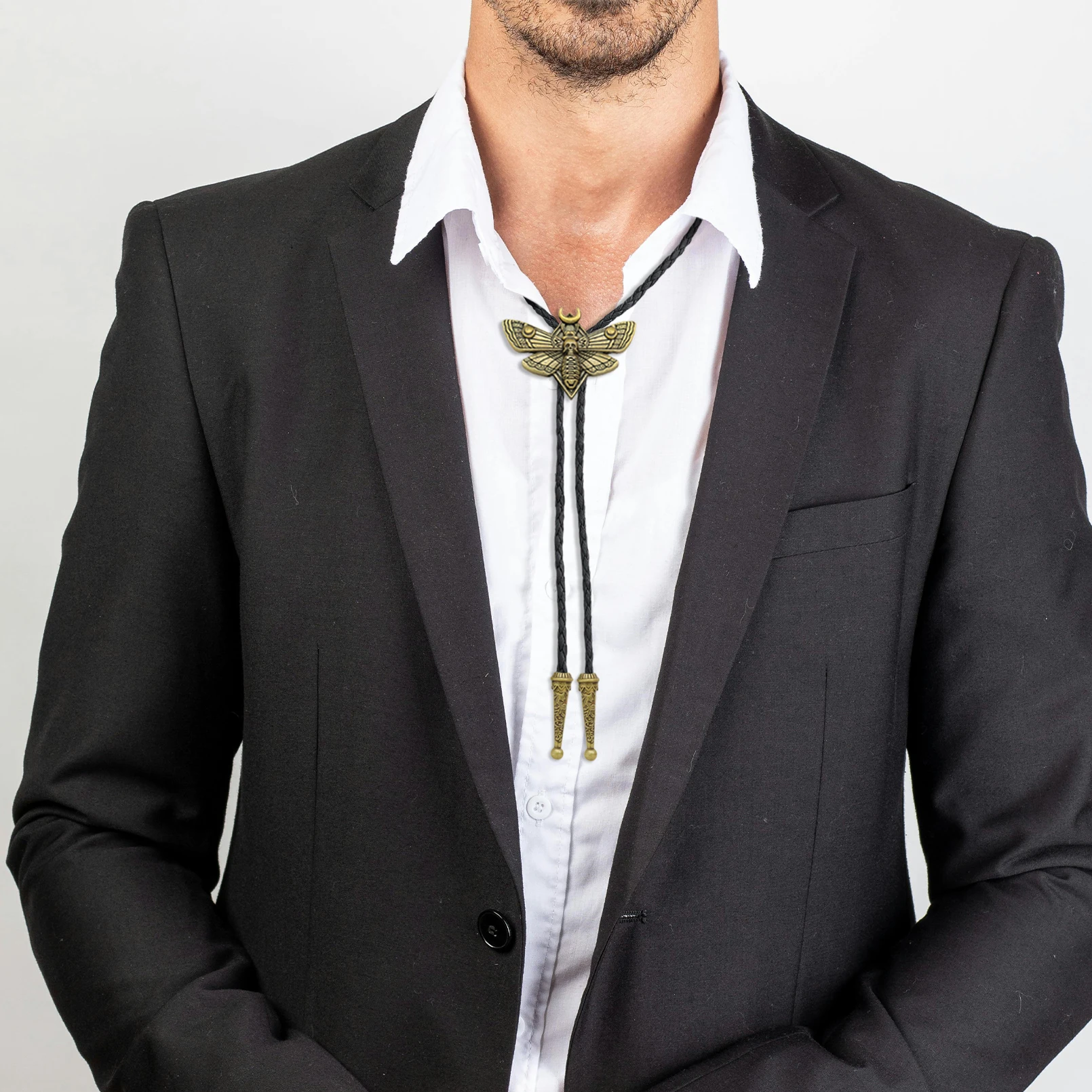 Bolo Tie for Men Skull Head Moth Bolo Tie Necktie Insect Moon Moth Pendant Leather Necklace Western Cowboy Accessories Woman