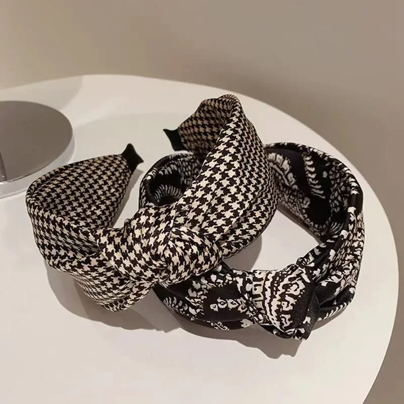 Ethnic Style Fabric Knotted Headband Wide Edge Hair Accessories for Women Girls Non-Slip Hairband Fashion