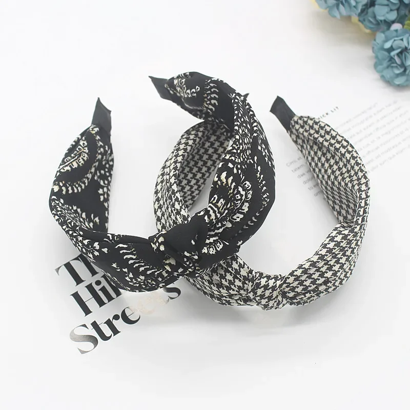Ethnic Style Fabric Knotted Headband Wide Edge Hair Accessories for Women Girls Non-Slip Hairband Fashion