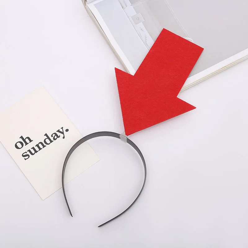 Fashion Arrow Headband For Women Arrowhead Shap Hairbands Symbol Hair Hoop Party Funny Trick Props Hair Band for Carnival Photo