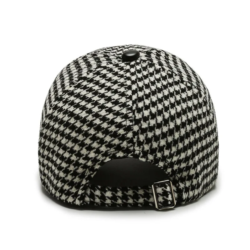 Fashions Check Baseball Cap for Women Winter Keep Warm Windproof Street Wild Trend Cap