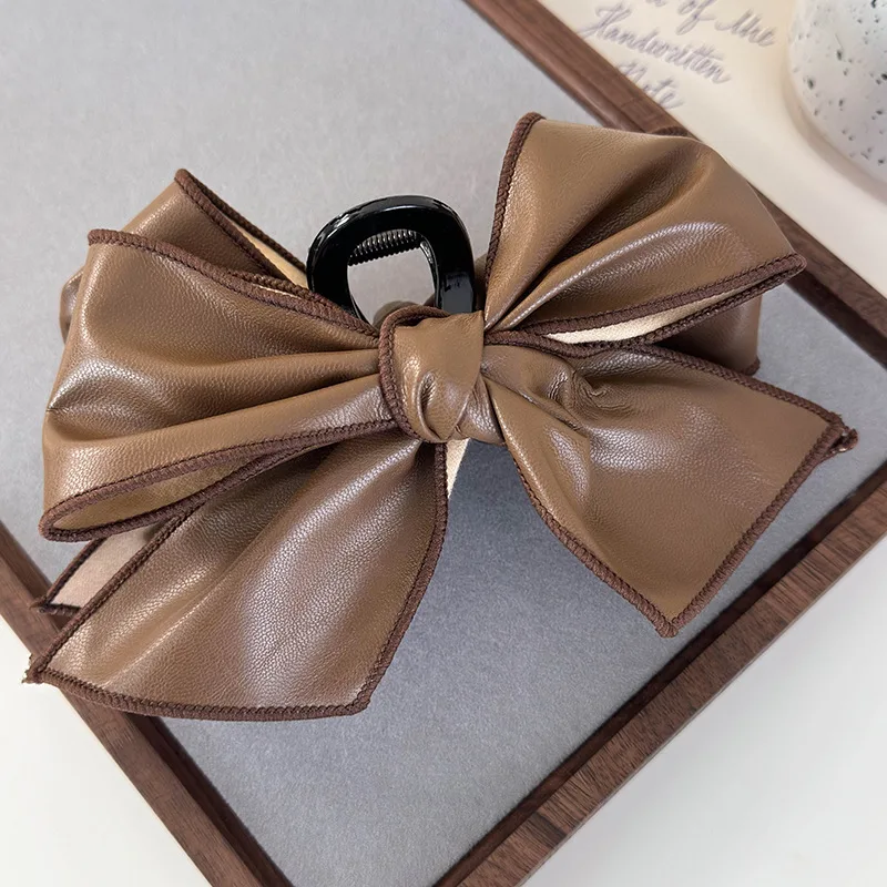 Vintage PU Bow Hair Claw Clips for Women Elegant Bowknot Hairpins Barrettes Hair Accessories Large Size Ponytail Hair Clips Crab