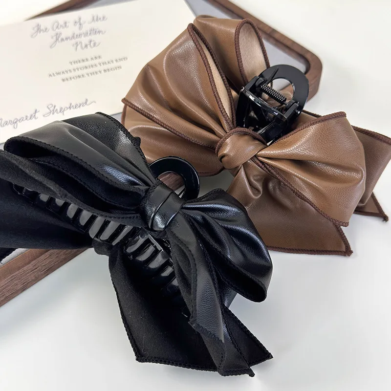 Vintage PU Bow Hair Claw Clips for Women Elegant Bowknot Hairpins Barrettes Hair Accessories Large Size Ponytail Hair Clips Crab