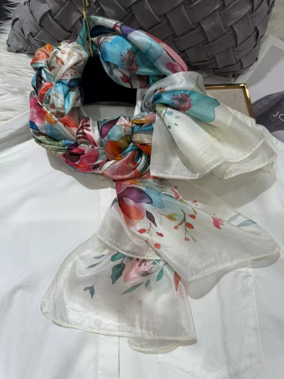 White Blue Women 100% Mulberry Silk Scarf Elegant Floral Design Long Silk Scarf Cape Summer Beach Silk Shawl Wrap Hijab Scarf
