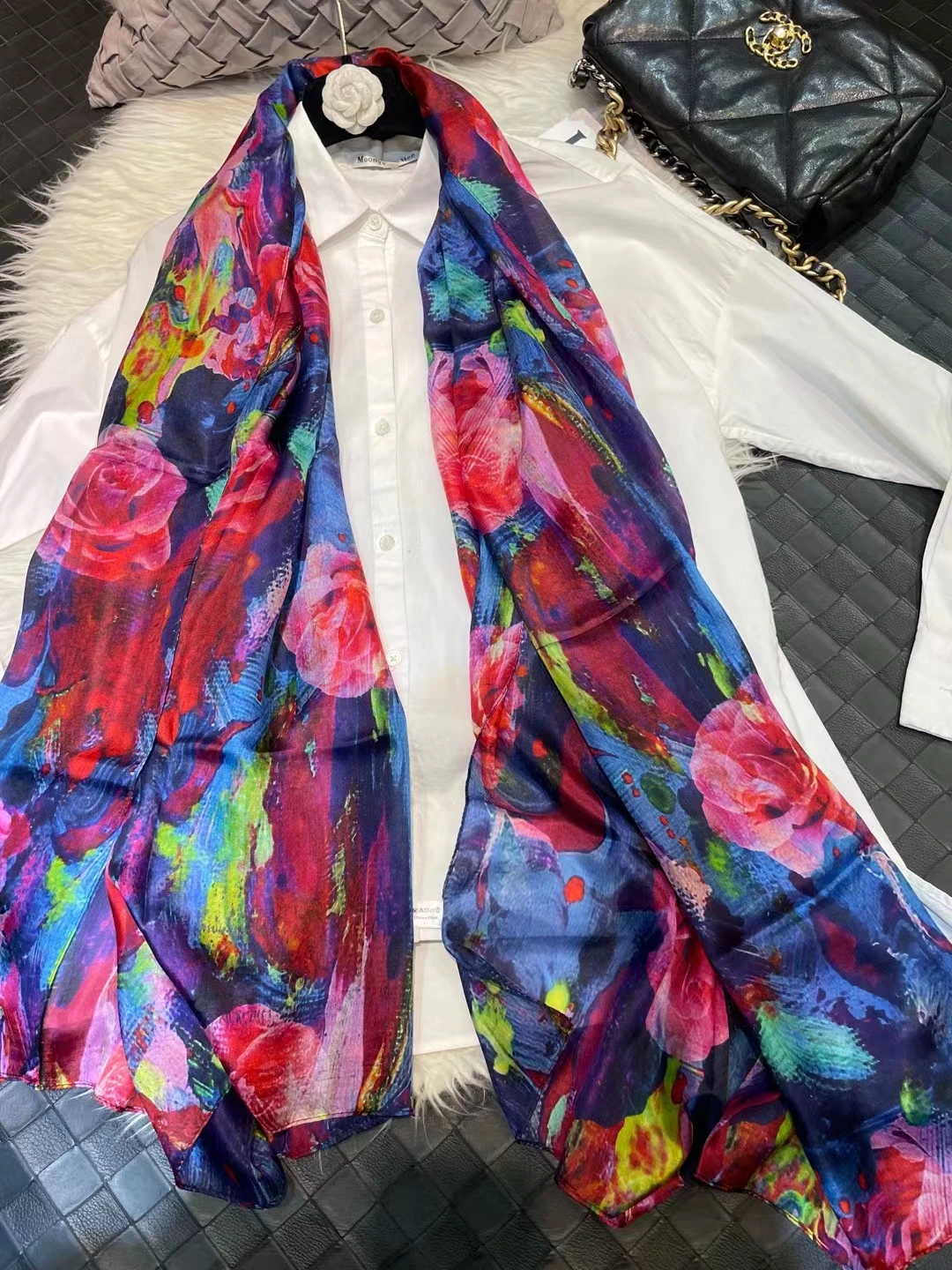 White Blue Women 100% Mulberry Silk Scarf Elegant Floral Design Long Silk Scarf Cape Summer Beach Silk Shawl Wrap Hijab Scarf