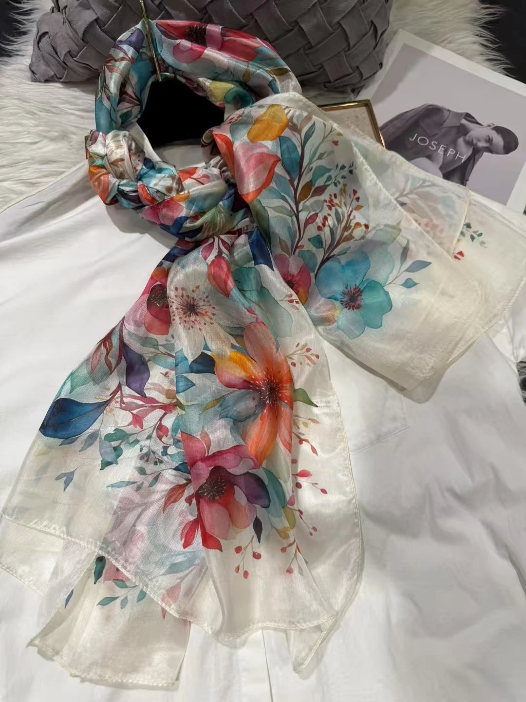 White Blue Women 100% Mulberry Silk Scarf Elegant Floral Design Long Silk Scarf Cape Summer Beach Silk Shawl Wrap Hijab Scarf