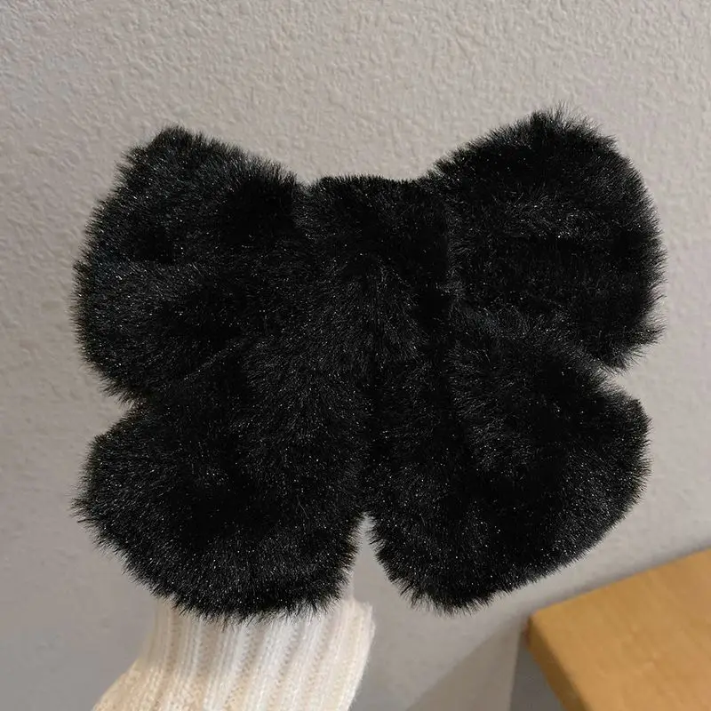 1pc New Korean version autumn and winter plush bow hair clip, velvet back of the head hair clip, furry clip hair accessory