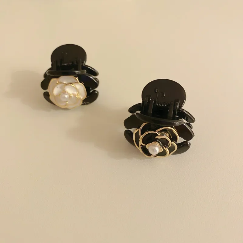 New Elegant Temperament Camellia Hair Clip Vintage French Black Hair Claw Princess Side Clip Women Girls Bangs Clip Hairpin
