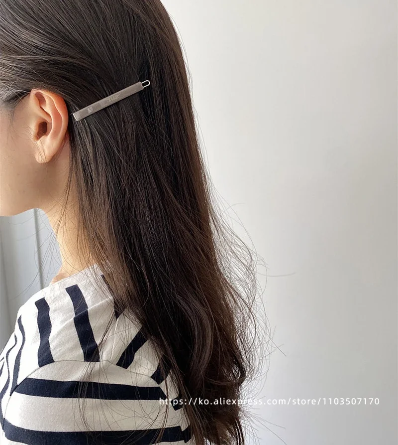 Jennie's candy colored buckle clip~South Korean France small bangs clip, broken hair clip, side clip with a straight line clip