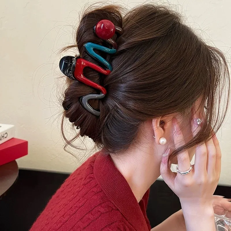 Japanese and Korean disc hair shark clip for Women, Non-Slip Kawaii Updo Claw Clip, Daily Party Gift Evening Wedding Trendy