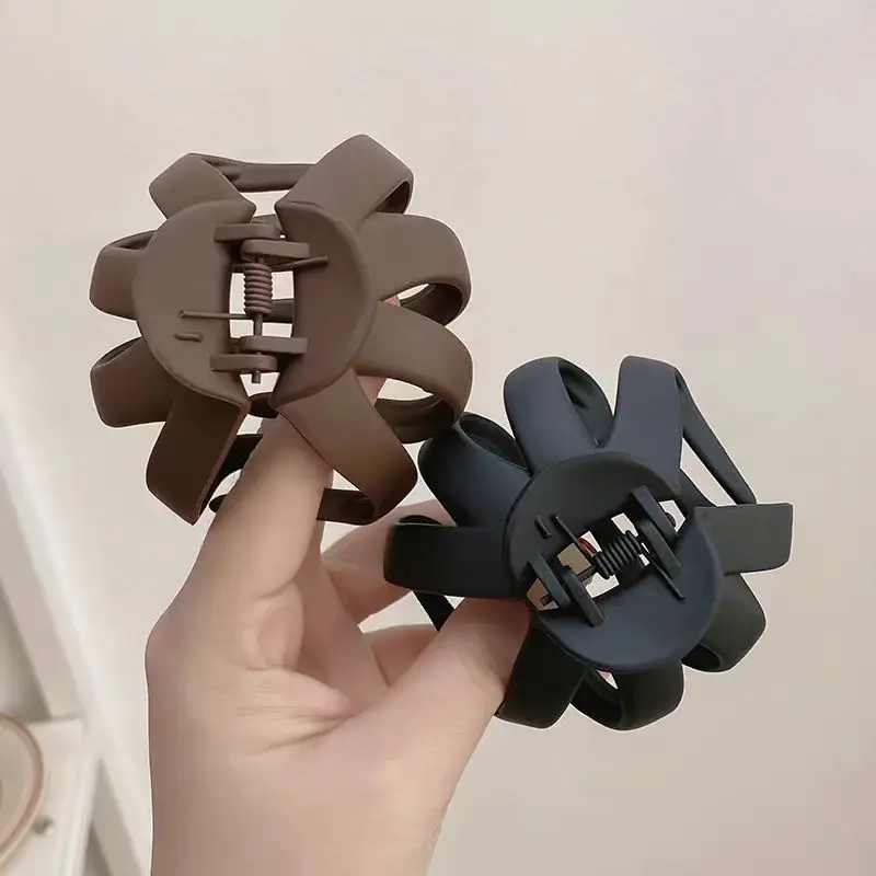 Elegant Solid Pumpkin Shape Plastic Hair Claw For Women Back Head Headband Hair Claw Clip Hairpin Fashion Hair Accessories