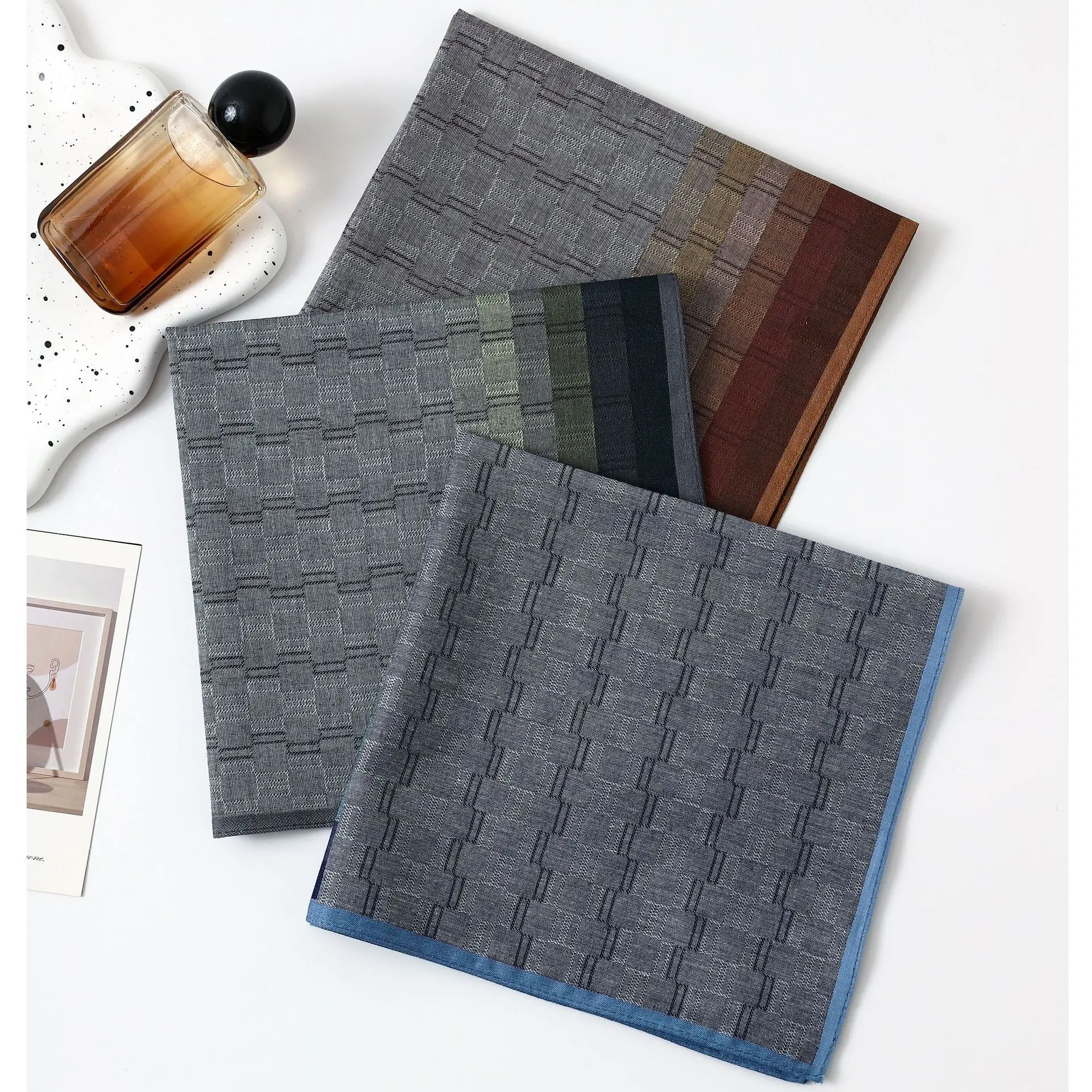 3/6PCS Men's Cotton Yarn-dyed Contrast Color Plaid Handkerchief Classic Vintage Nostalgic Soft and Comfortable Thin 43cm