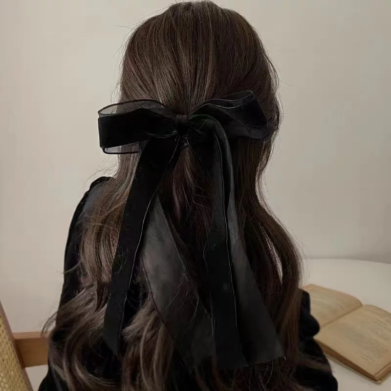 A Vintage and High-End French Hairpin with a Mesh Velvet Bow Ribbon
