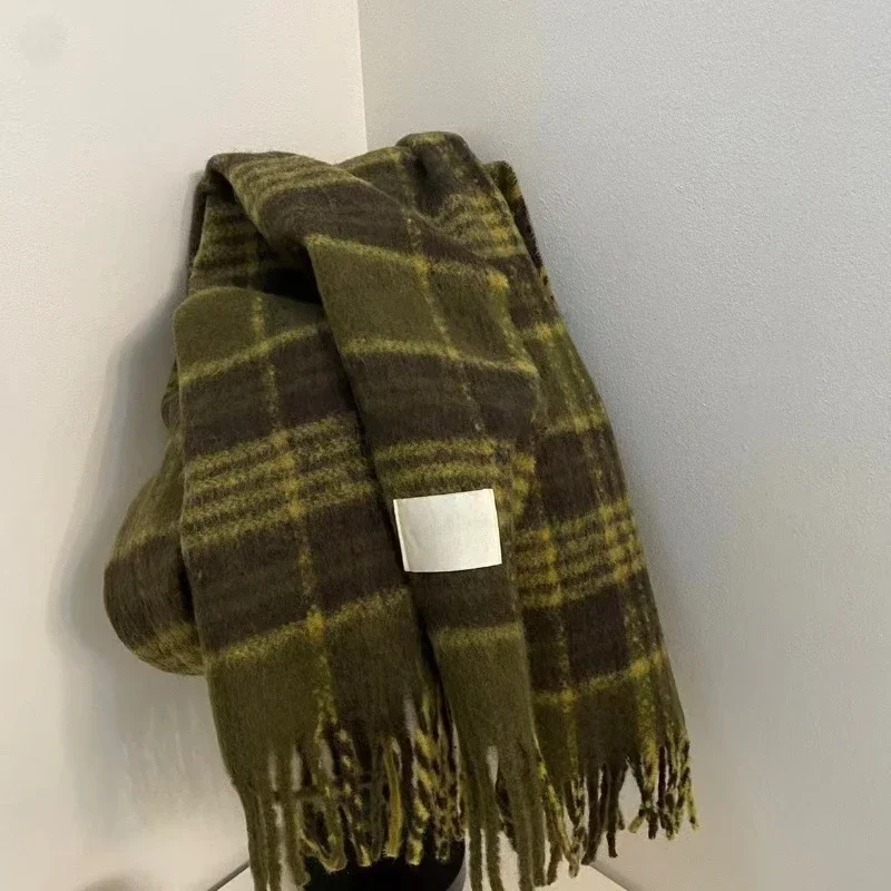 New Maillard Autumn/Winter Plaid Scarf Women's High-End Feel Korean Style Versatile Warm Shawl Thickened Neck Scarf Trendy
