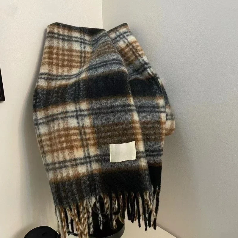 New Maillard Autumn/Winter Plaid Scarf Women's High-End Feel Korean Style Versatile Warm Shawl Thickened Neck Scarf Trendy