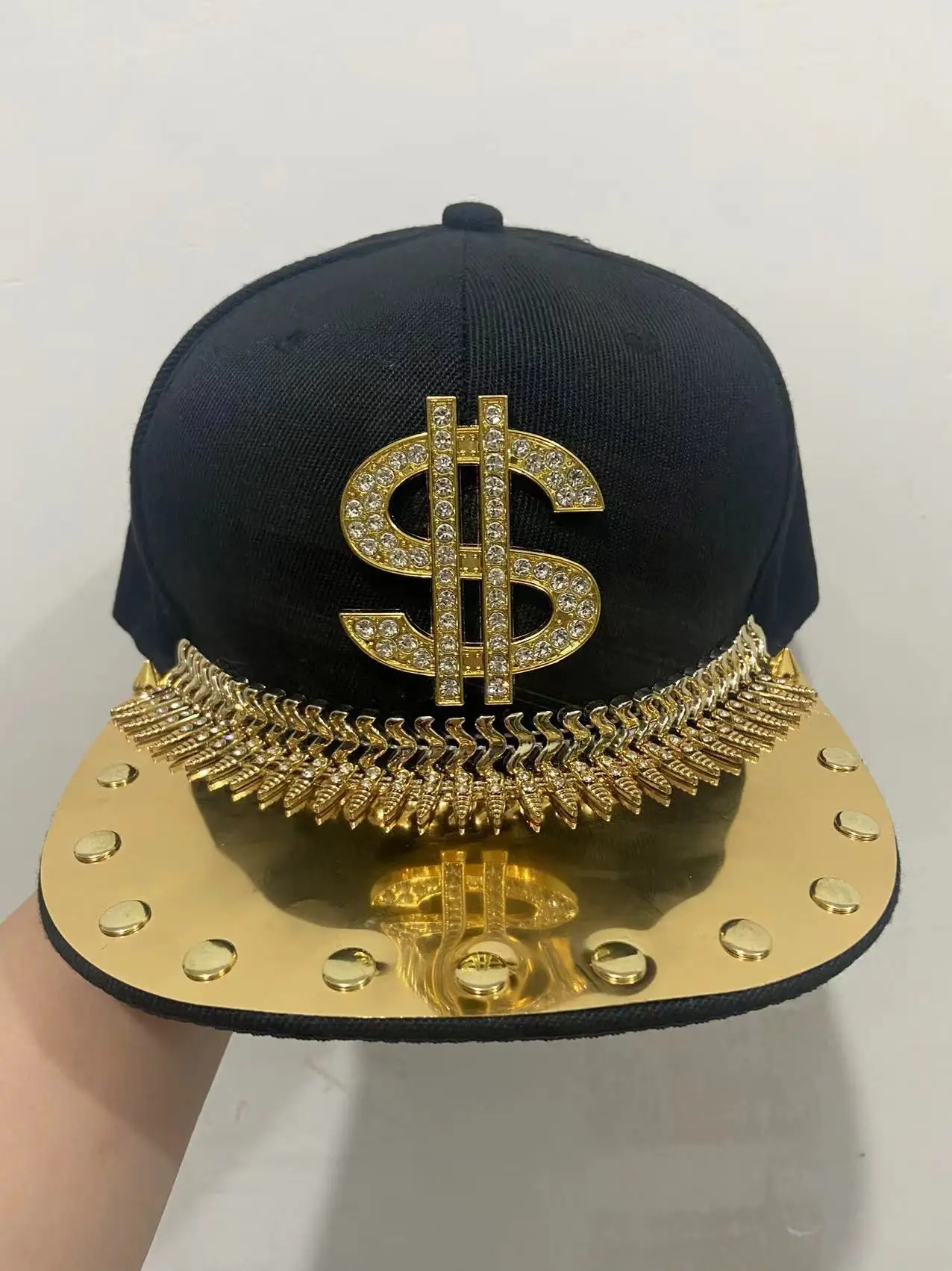 Men and Women New Handmade Cool Party Fashion Show Rivet Street Dance Fashion Cap
