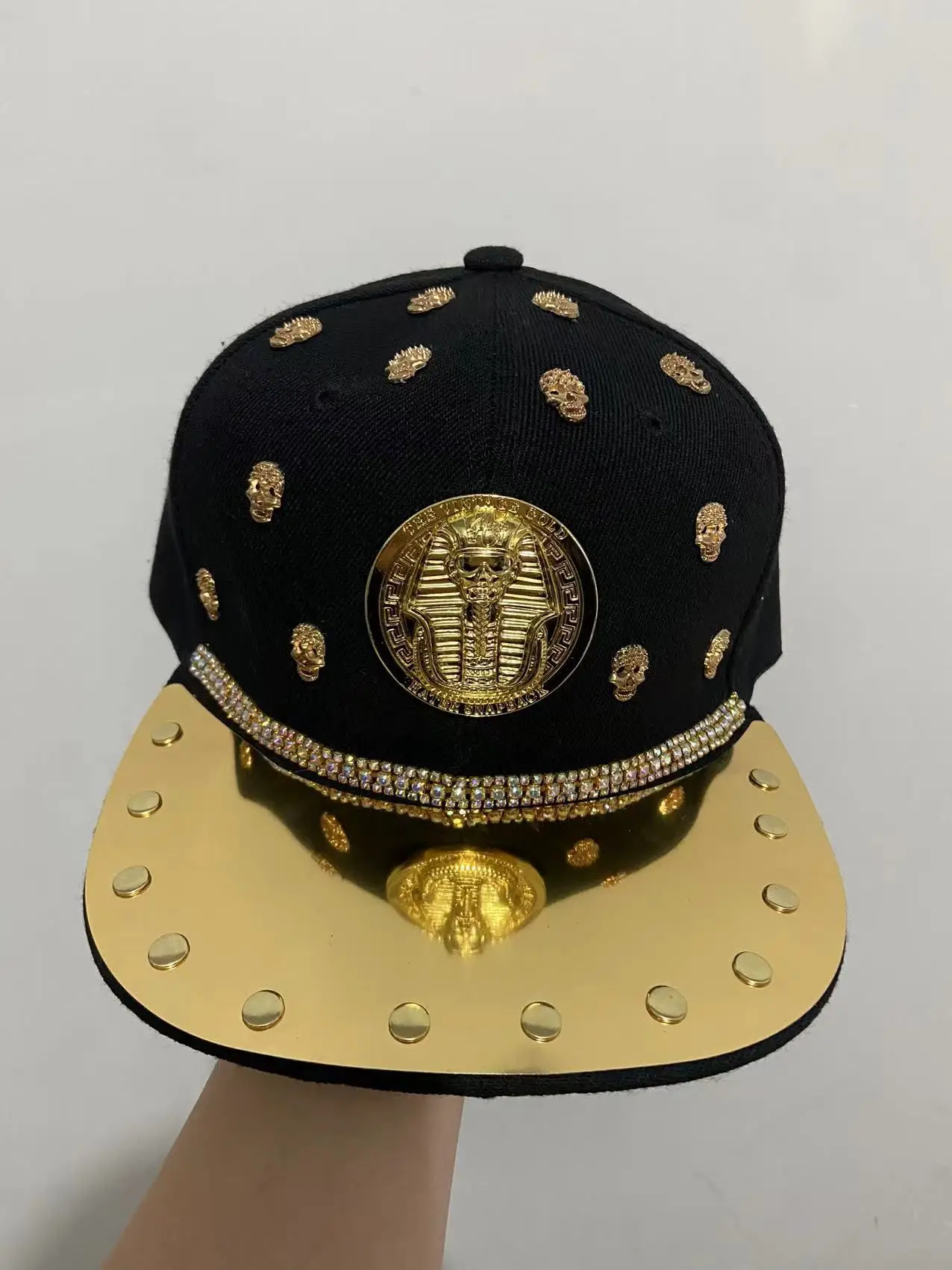 Men and Women New Handmade Cool Party Fashion Show Rivet Street Dance Fashion Cap