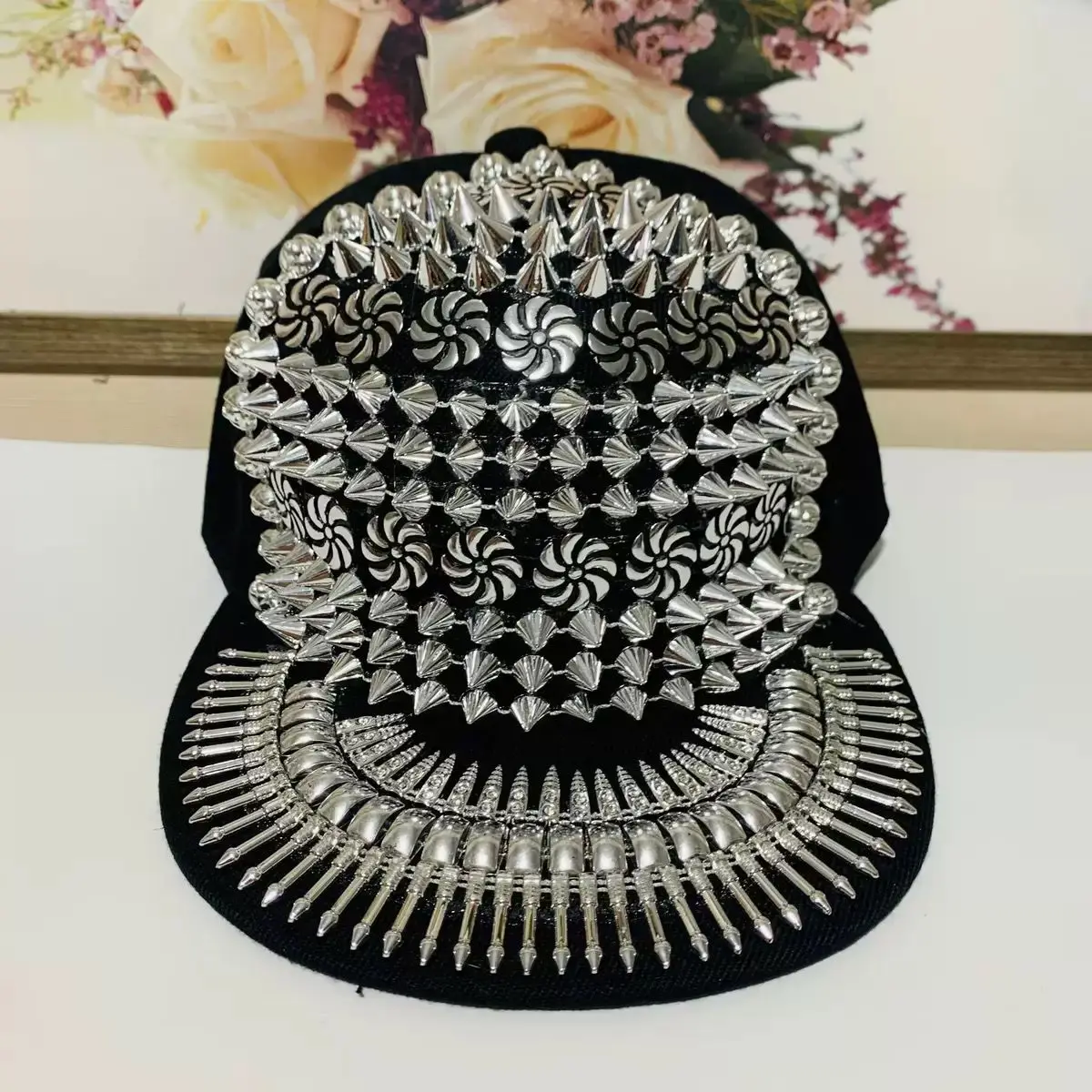 Men and Women New Handmade Cool Party Fashion Show Rivet Street Dance Fashion Cap