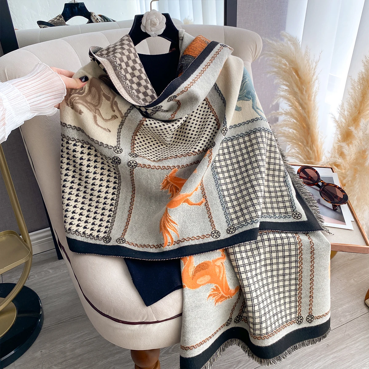 New Luxury Brand Two-Sided Jacquard Scarf Cashmere Soft Warm Fringe Pashmina The Horse Shawl Winter Coldproof Windproof Blanket
