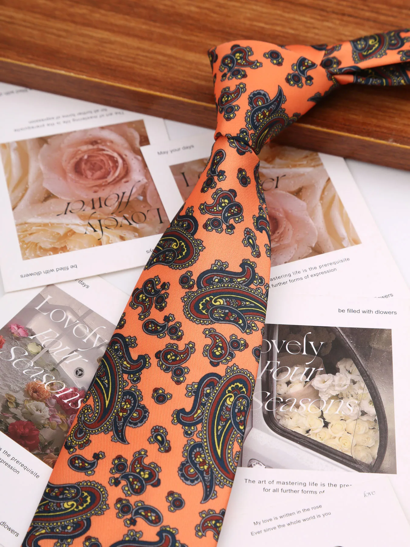 Vintage Ties Men's Fashion 8cm Graffiti Painting Floral Necktie For Men Wedding Business Soft Printing Tie Weding