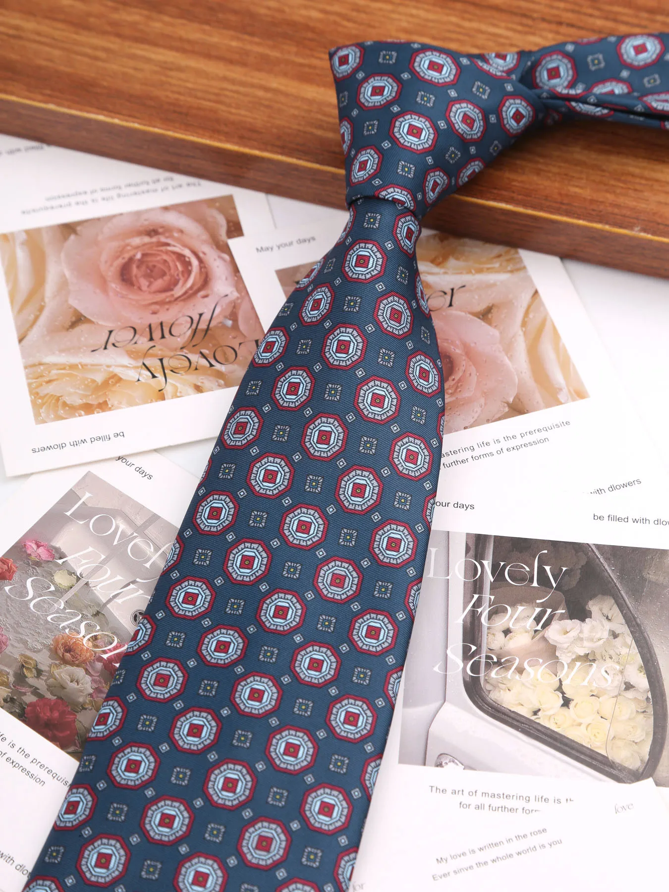 Vintage Ties Men's Fashion 8cm Graffiti Painting Floral Necktie For Men Wedding Business Soft Printing Tie Weding