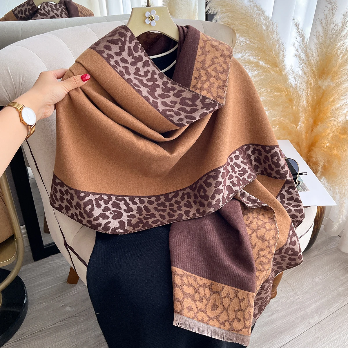 New Luxury Cashmere Plaid Leopard Scarf Winter Women Pashmina Shawls Warm Blanket Wraps Female Thick Scarves Bufanda Scarves