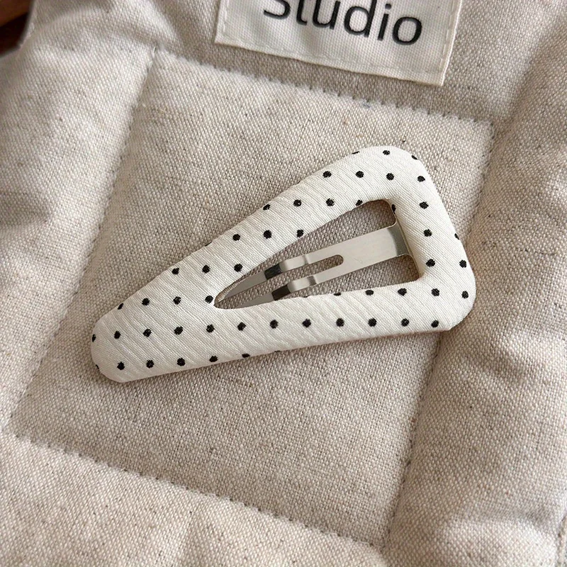Cute Polka Dot Triangle Hair Clip for Girls, New Fabric Hair Accessories for Bangs and Side Hair, Lovely Hairpin Headwear