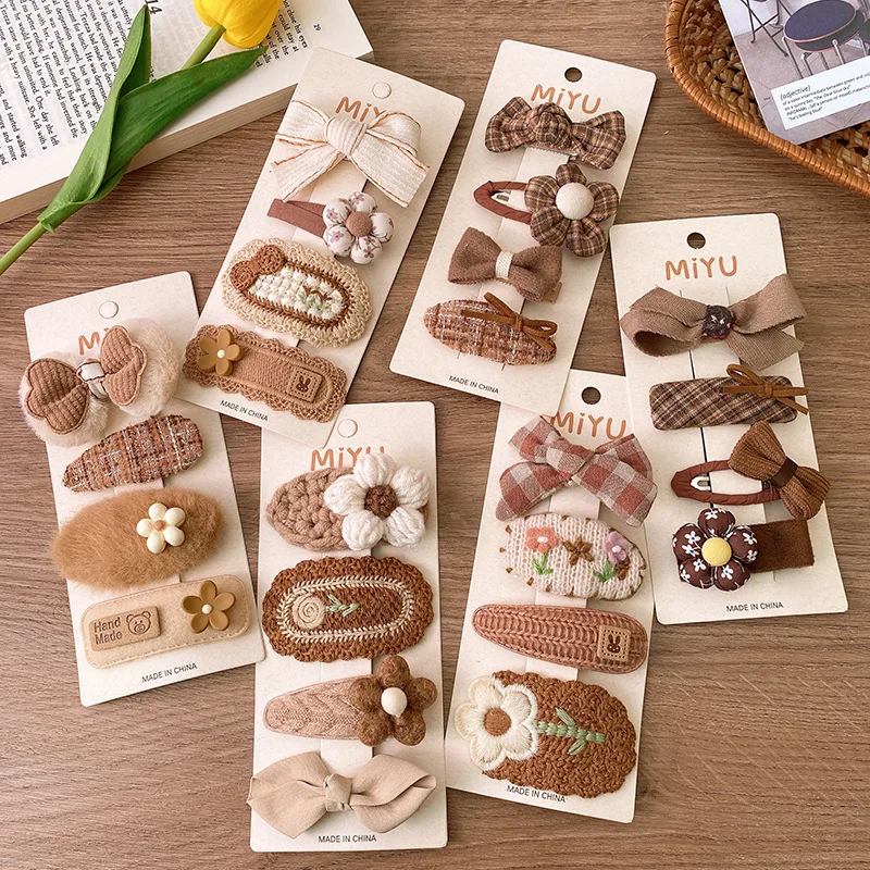 4Pcs/Lot Coffee Color Fabric Plush Bow Hair Clips For Girls Flower Hairpins Kids Sweet BB Clip Striped Hairclips Hair Decoration