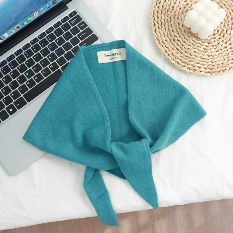 New Fashion 100% Wool Knit Triangular Binder Outer Shawl Women's Autumn and Winter Warm Neck Protection Blue Small Scarf