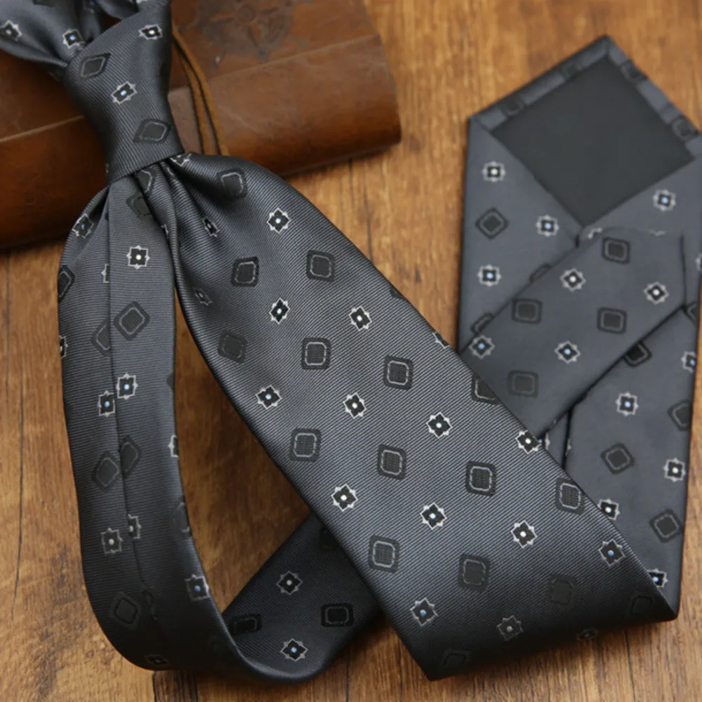 Autumn Winter Fashion Men's Ties 8CM Formal Business Casual Brown Green Striped Neckties Luxury Polyester Simple Style Neck Tie