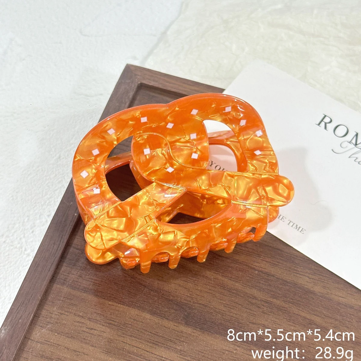 1PC Vintage Croissant Alkaline Water Knot Grab Clip, High-end Large and Small Croissant Hair Clip Back of Head Updo Shark Clip