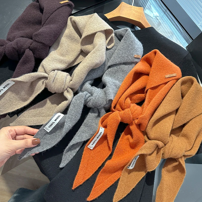 British Korean Triangle Scarf 100% Wool Triangular Scarves Women Headscarf Knitted Shaws Multi-Functional Warm Knitted Poncho