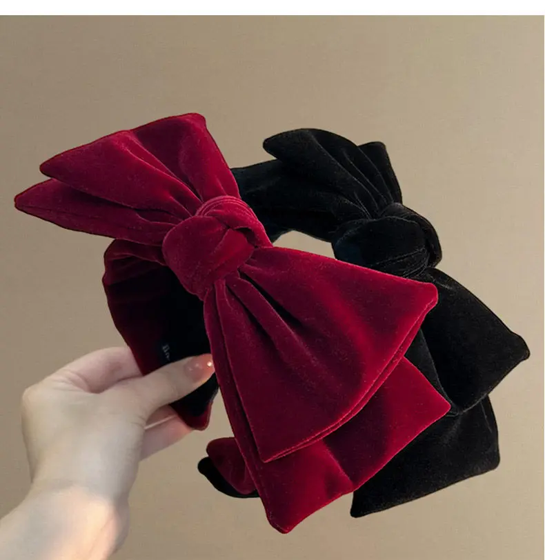 1pc Large Velvet Bow Hairband for Autumn Winter Parties or Daily Wear Stylish Princess Hair Accessory and a Great Gift for Women