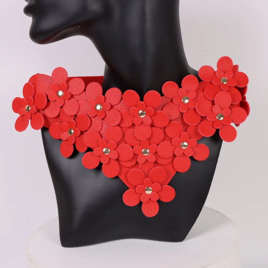 UYEE Handmade Leather Flower Collar for Women Sexy Holiday Decoration Accessory Belt Unique Combination Design