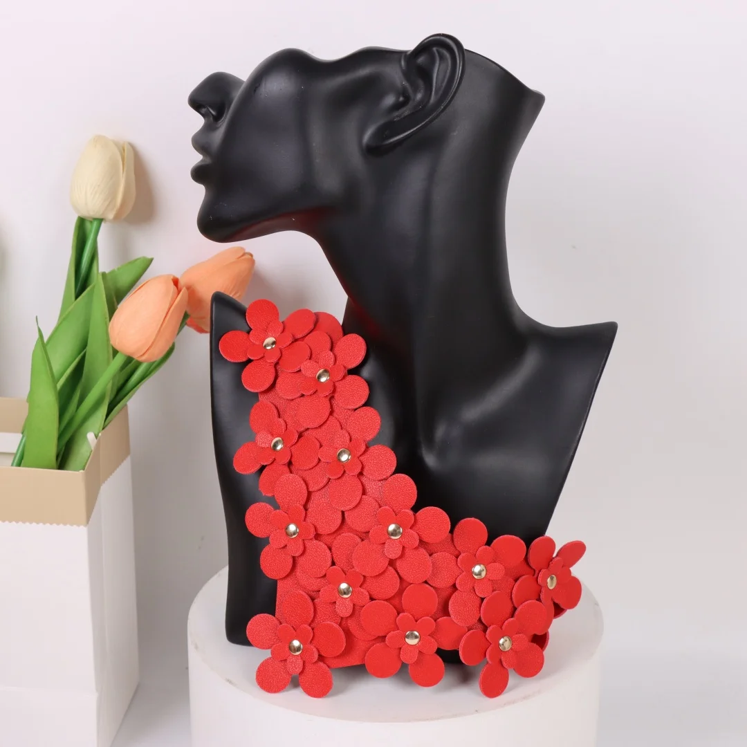 UYEE Handmade Leather Flower Collar for Women Sexy Holiday Decoration Accessory Belt Unique Combination Design