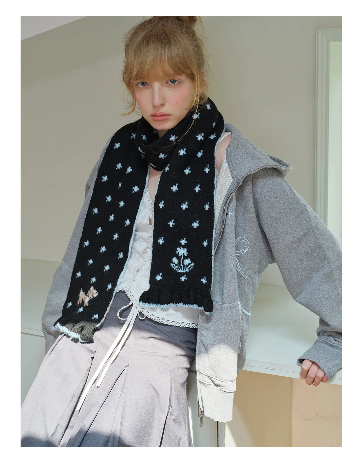 Ladies' Scarves Korean Cartoon Deer Floral Kawaii Sweet Versatile Cute Scarfs Thicked Warm High-quality Cashmere Knitted Scarfs