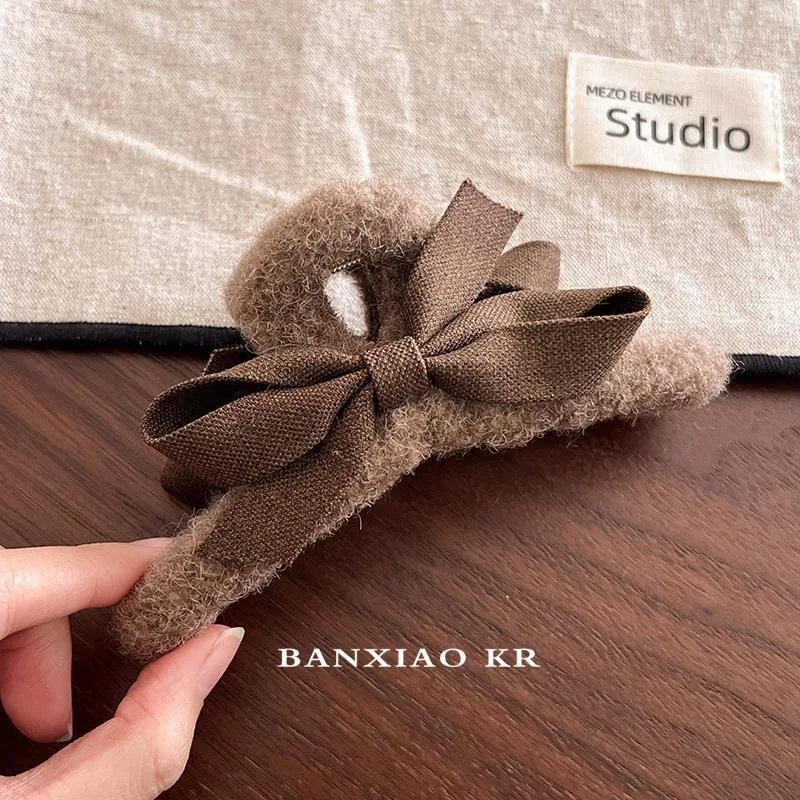 1pc Autumn/Winter Bow Woolen Hair Clip for Women, High-End New Shark Clip, Autumn and Winter Back-of-Head Hair Clip