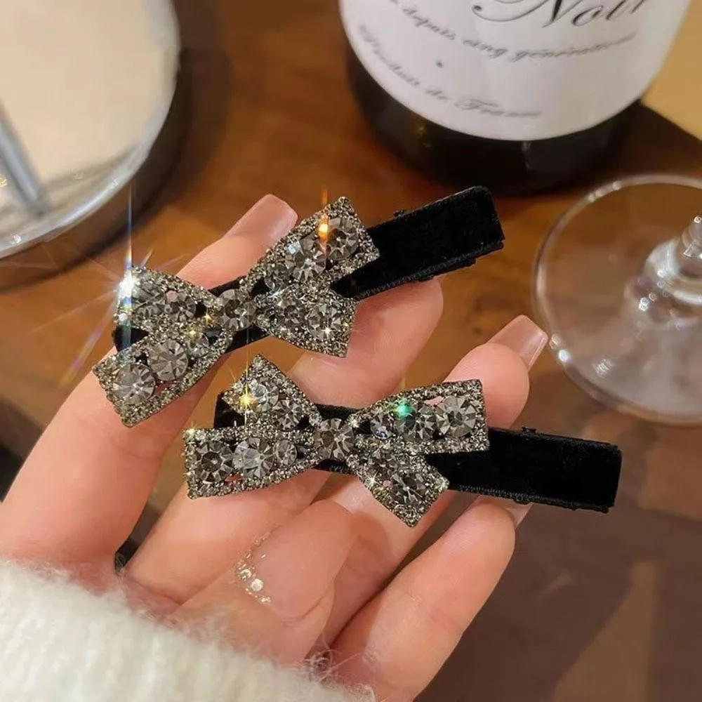 2pcs Classic Elegant Black Velvet Hair Clip Set Diamond Bow Hair Clip Elegant Shining Women Party Daily Styling Hair Accessories