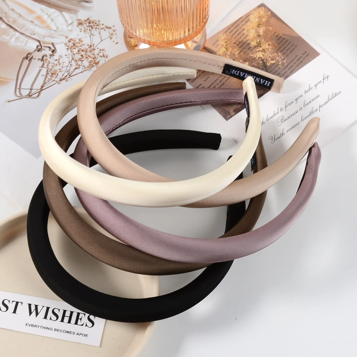 5-Piece Set of Stylish and Elegant Satin Hairbands for Women, Suitable for Dresses, Parties, Balls, and Friend Gatherings