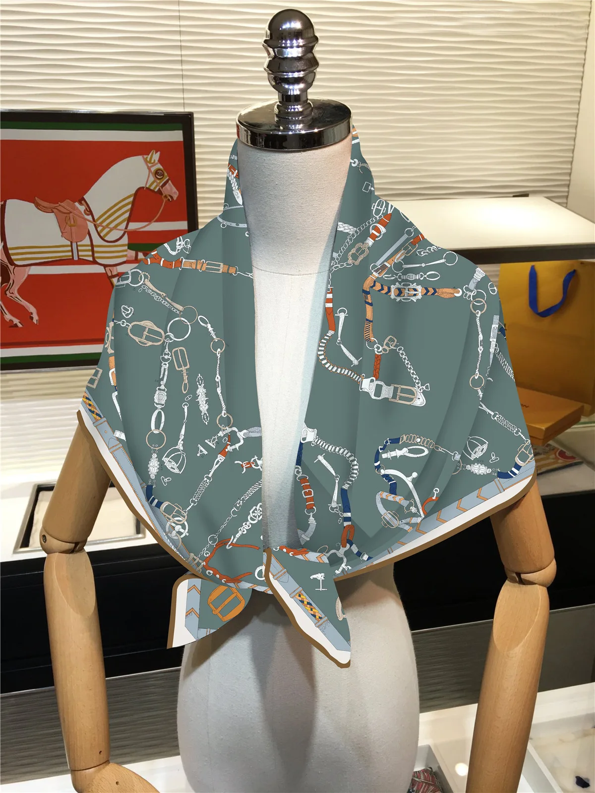 New 90cm Twill Silk Scarf Shawl Luxury Brand Chain Print Square Scarf Women Hijabs Bandana Foulard Neckerchief Head Scarves