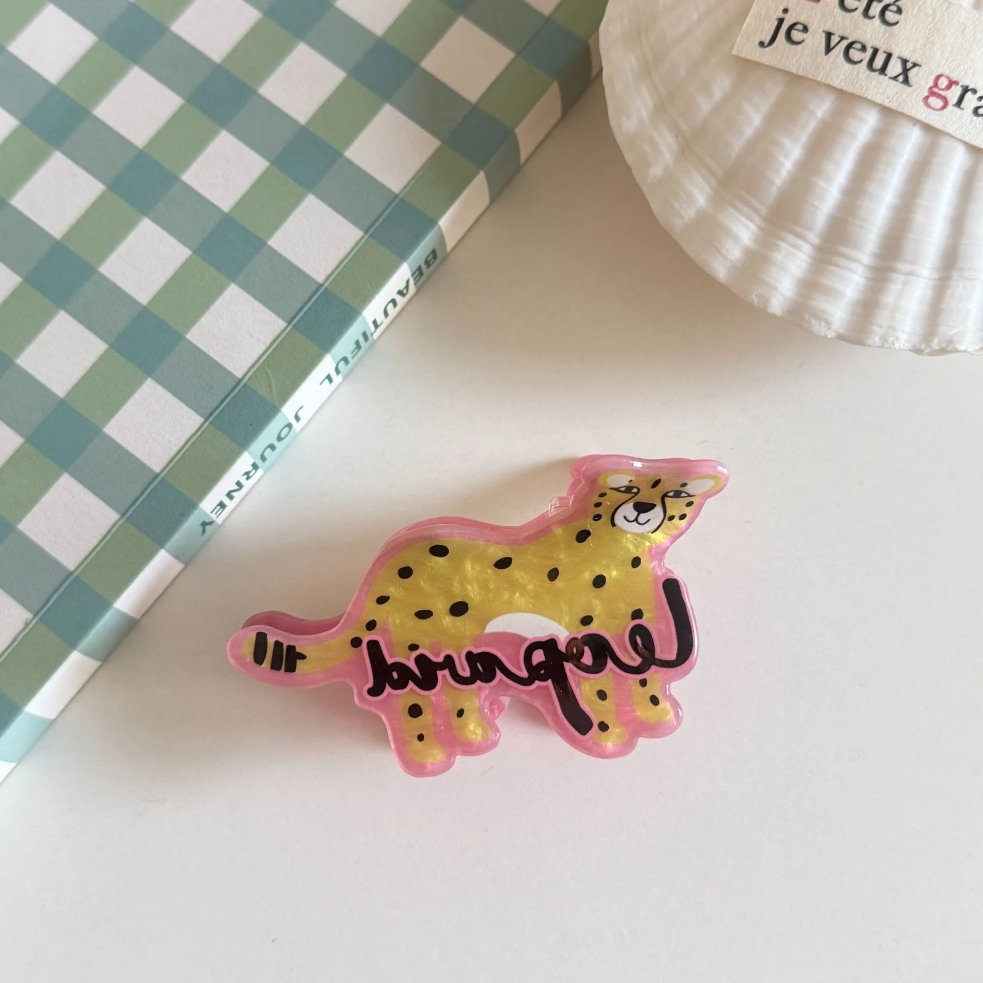 1pc Cute Animal Grab Clip Acrylic Hair Grab Cartoon Versatile Shark Clip New Hair Clip