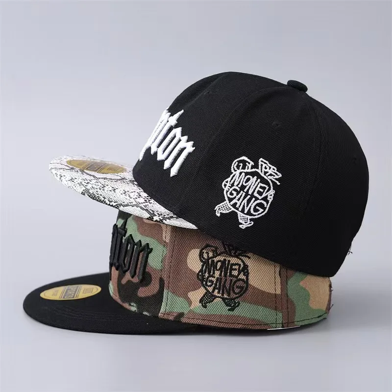 2026 New Men Compton Snapback Hats Bone Fashion Hip Hop Baseball Cap for Adult Adjustable Sports Leisure Caps Trucker Caps