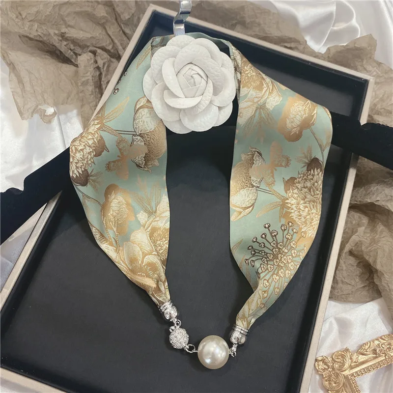 New Summer Pearl Decoration Magnetic Buckle Silk Scarf Versatile Neck Protection Fashionable High End Matching Shirt Scarf Lady