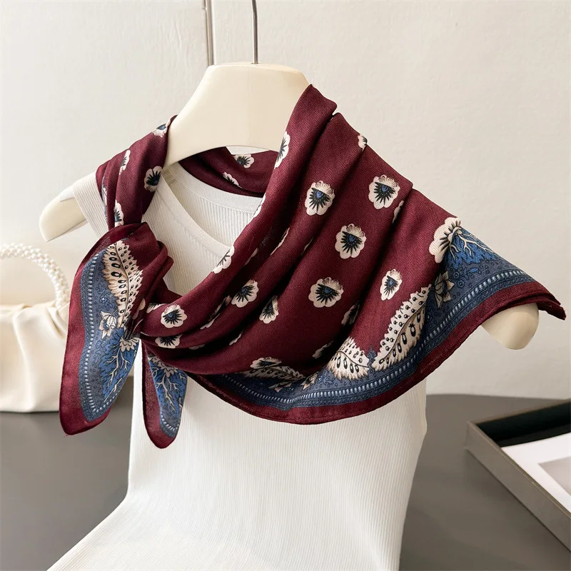 Trendy Print Square Scarf For Women Cotton Velvet Neck Scarf Shawl Warp Elegant Neckerchief Bandanas Ladies Hijab